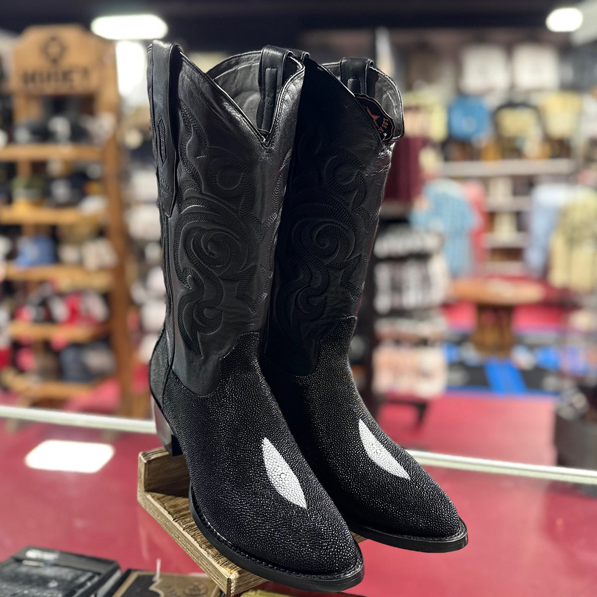 Single Stone Stingray Cowboy Boots
