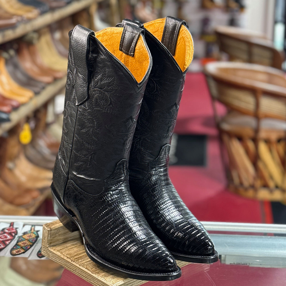  Lizard Print Western Boots