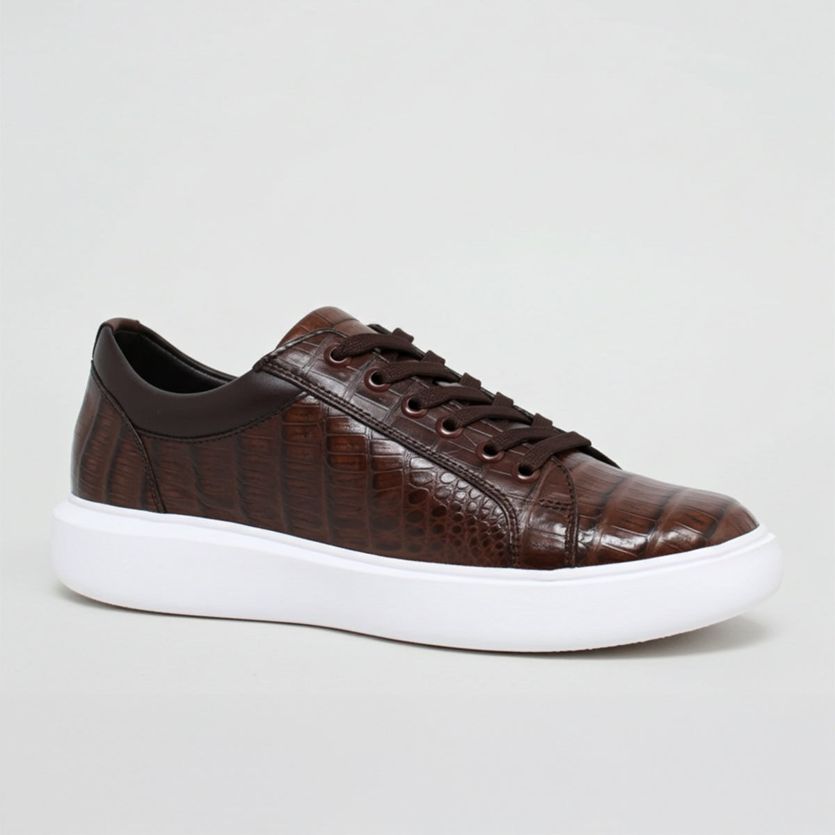 Casual Crocodile Shoes