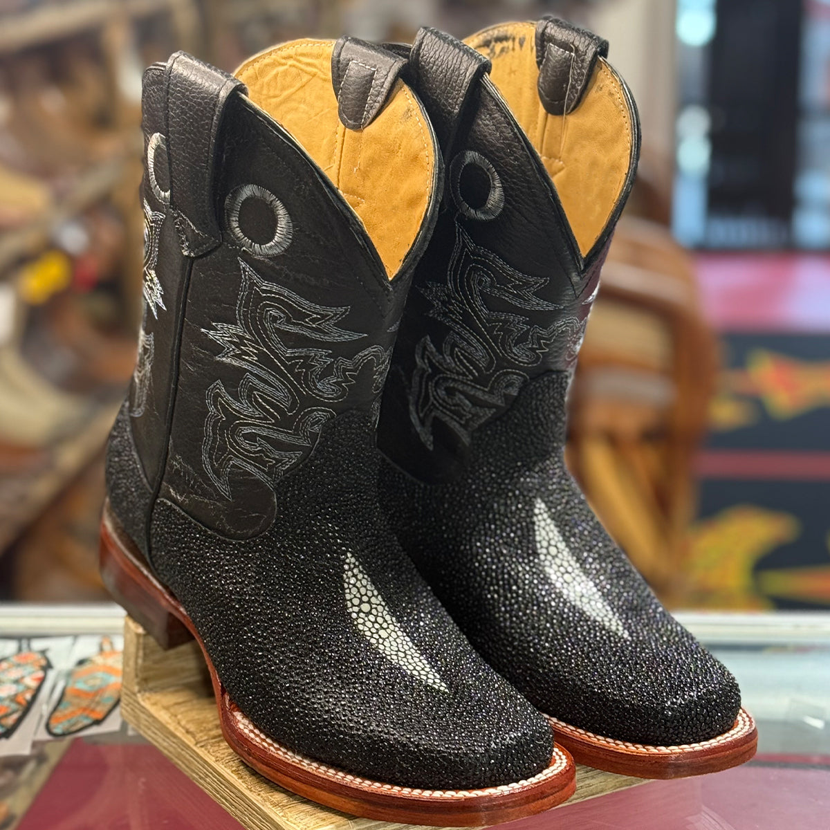 Stingray Print Square Toe Cowboy Boots