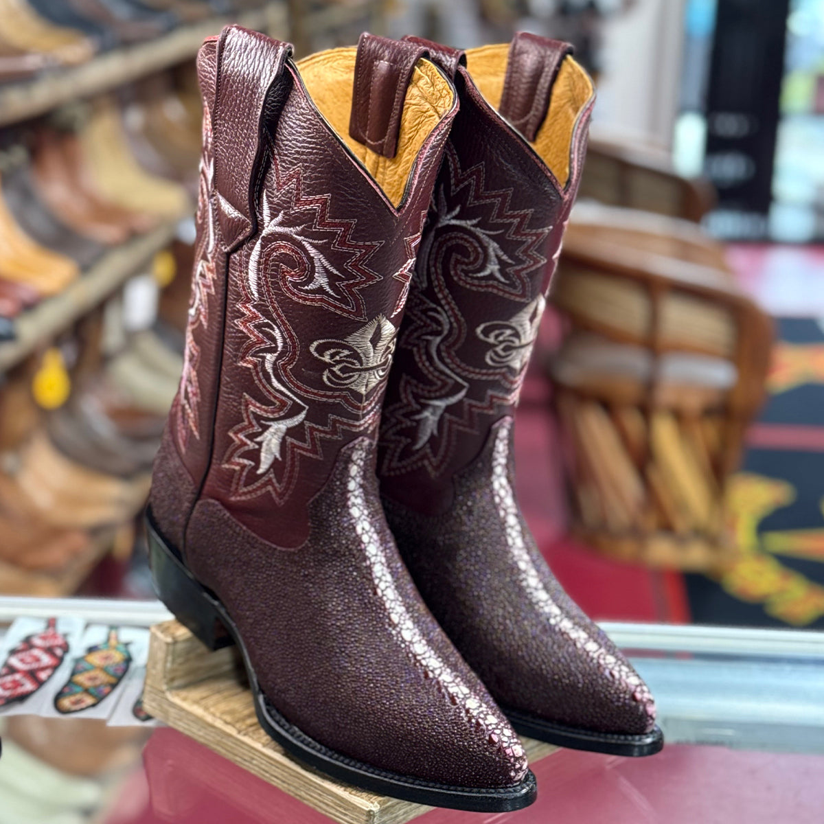  Men's Stingray Print Boots J-Toe