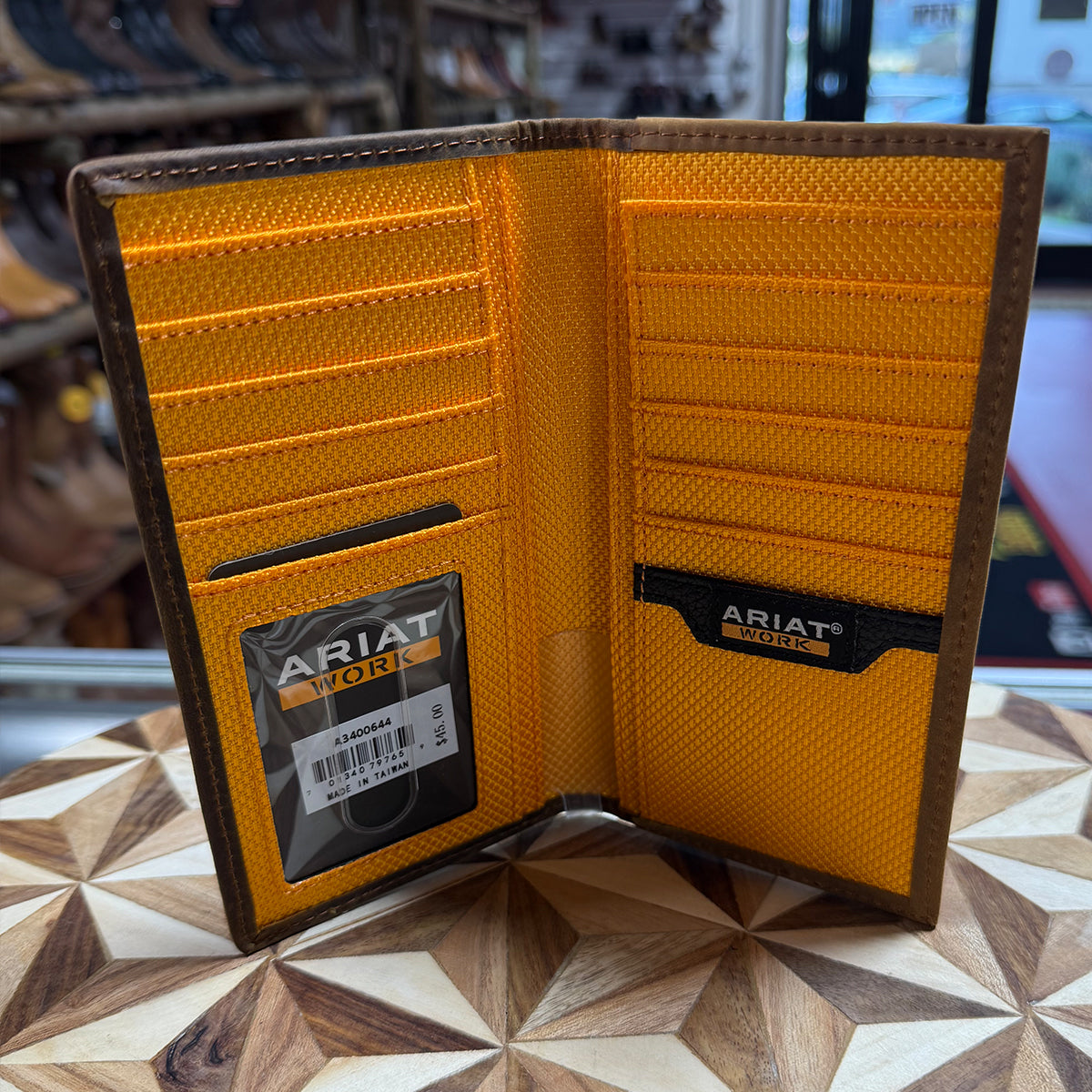 Ariat Rodeo Wallet Incognito VenTEK